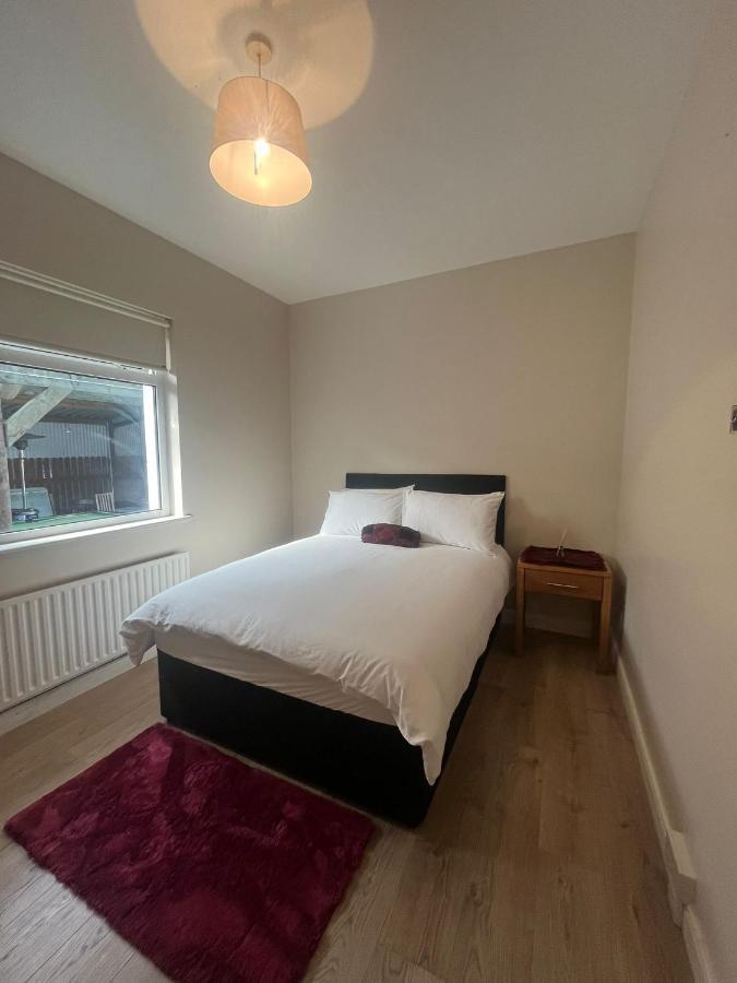 Yeats Lodge Self Catering Apartment And Bar Γκάλγουεϊ Εξωτερικό φωτογραφία