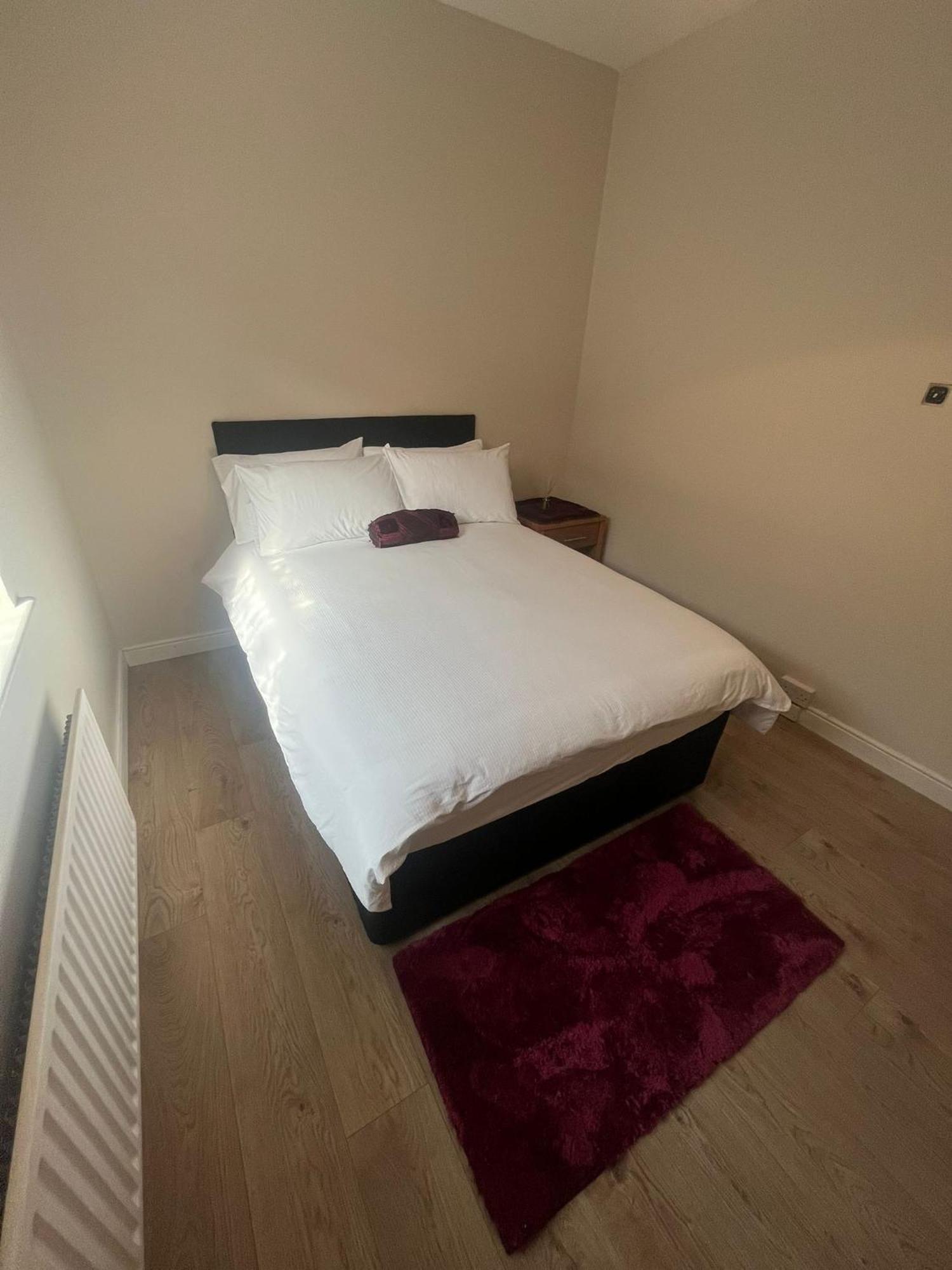 Yeats Lodge Self Catering Apartment And Bar Γκάλγουεϊ Εξωτερικό φωτογραφία